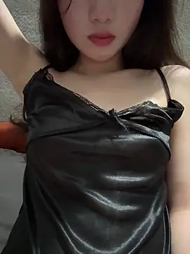 Snapshot of Bella_sexy98 chatting on 04.14.26 Bella sexy98 online show from 04.14.26