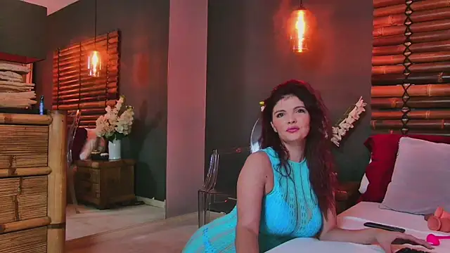 DesireeKeys online show from 12.15.25