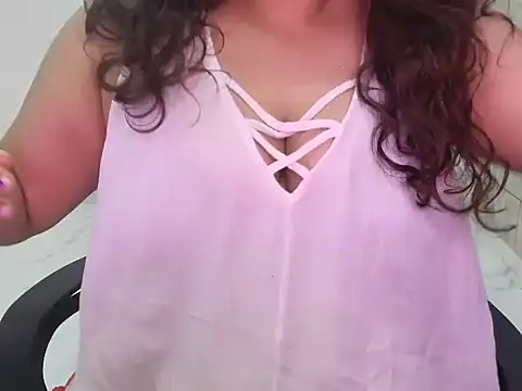 Snapshot of _Ameera_ chatting on 11.01.25 Ameera online show from 11.01.25