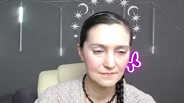Snapshot of TayaFinch chatting on 04.25.26 TayaFinch online show from 04.25.26