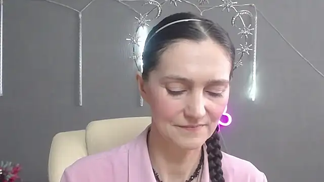 Snapshot of TayaFinch chatting on 05.07.26 TayaFinch online show from 05.07.26