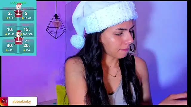 Snapshot of Abbiekinky chatting on 12.01.25 Abbiekinky online show from 12.01.25