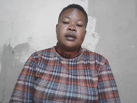 Bustyass93 online show from 11.17.25