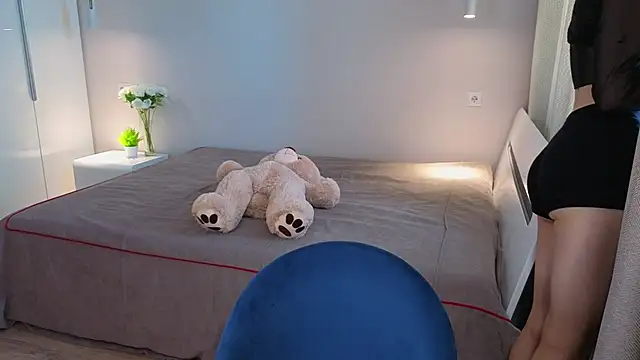 Snapshot of EffieAngel chatting on 09.23.25 EffieAngel online show from 09.23.25