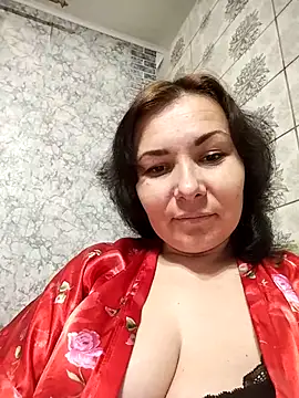 Mia24Blove online show from 10.15.25