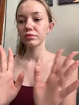 MilaMoone online show from 01.17.26