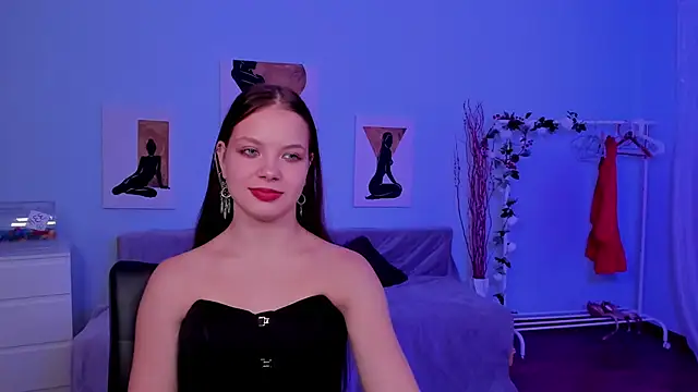 BetsyKiss online show from 09.30.25