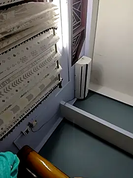 Snapshot of Donerviky chatting on 09.15.25 Donerviky online show from 09.15.25