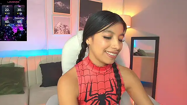 Tiffany Low online show from 10.26.25