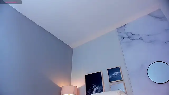 Tiffany Low online show from 11.19.25