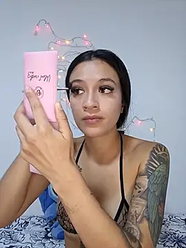 MiQeilaSweet online show from 02.25.26