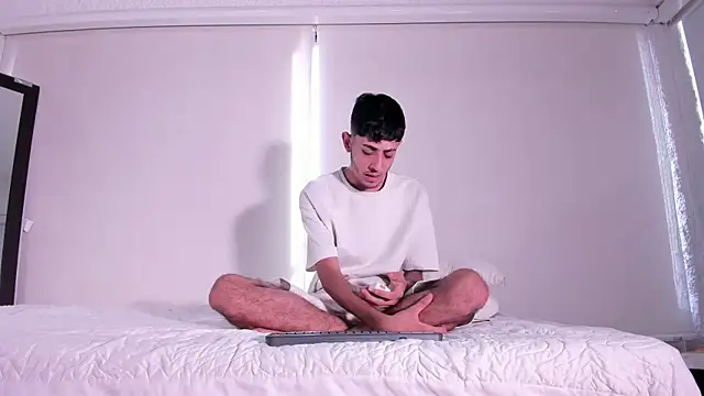 Snapshot of j_martony chatting on 11.18.25 j martony online show from 11.18.25