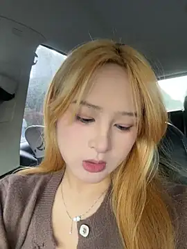 yuki june online show from 10.24.25