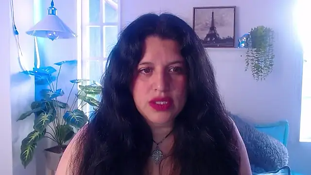 Snapshot of Andrea_secret_ chatting on 09.24.25 Andrea secret online show from 09.24.25