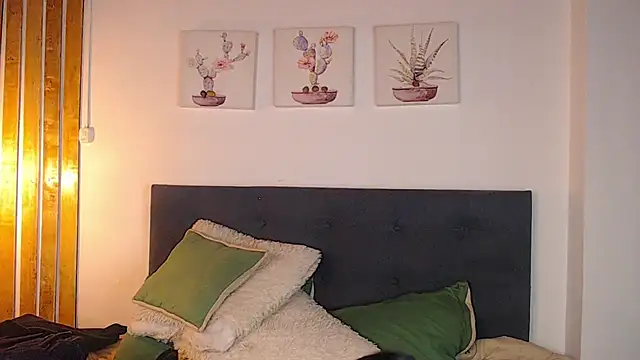 Snapshot of Andrea_secret_ chatting on 02.23.26 Andrea secret online show from 02.23.26