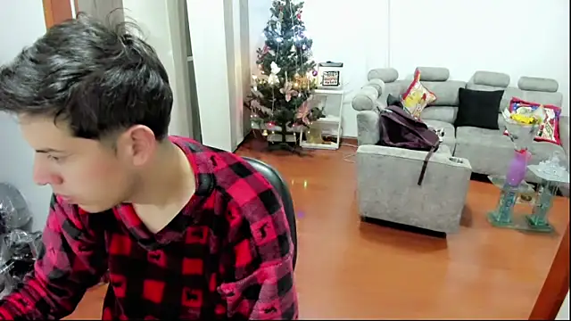 mattebret11 online show from 11.14.25