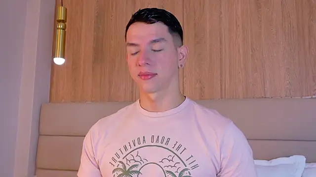 Snapshot of ZaneDawson chatting on 01.18.26 ZaneDawson online show from 01.18.26