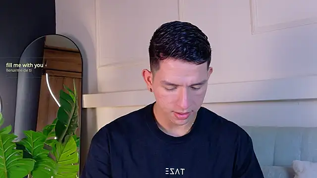 Snapshot of ZaneDawson chatting on 02.25.26 ZaneDawson online show from 02.25.26