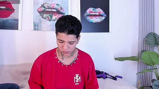 Girls inlove online show from 10.08.25