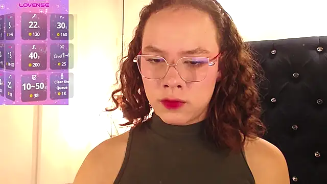 Snapshot of bycandy_ chatting on 09.18.25 bycandy online show from 09.18.25