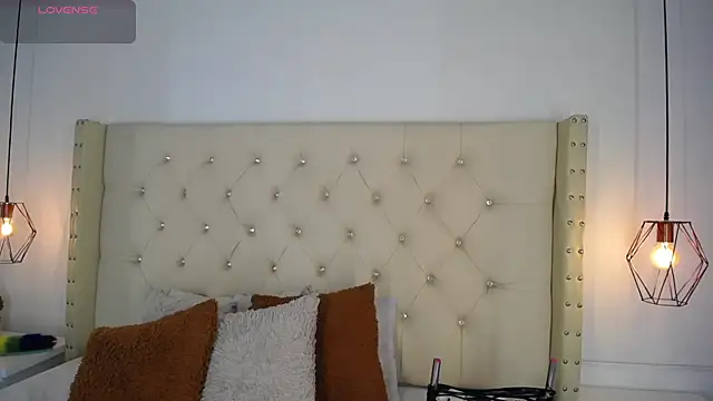 bycandy  online show from 12.19.25