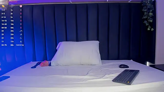 Cristina joy online show from 10.17.25