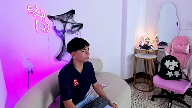 Peter chase online show from 10.15.25