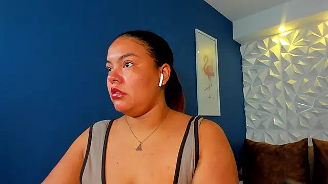 Snapshot of freya_cole_ chatting on 10.02.25 freya cole online show from 10.02.25