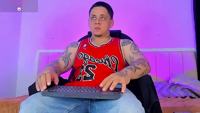 denis munera online show from 09.22.25