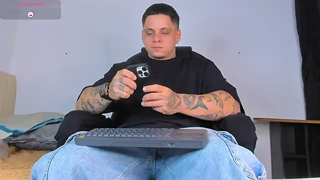 denis munera online show from 10.08.25