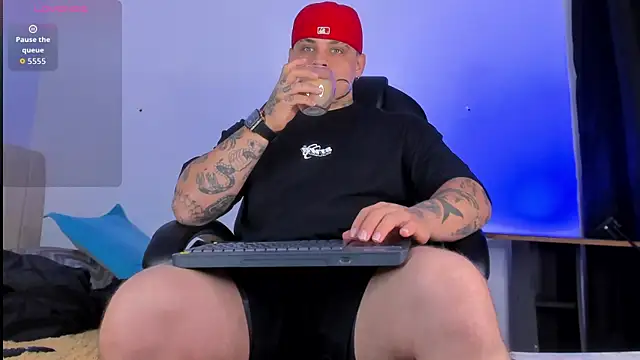 denis munera online show from 10.15.25