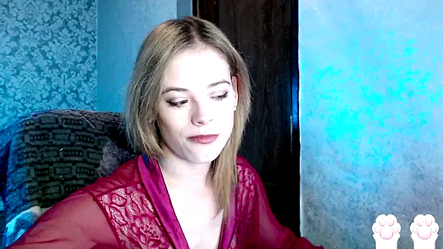 Snapshot of Kate__Loves chatting on 09.29.25 Kate Loves online show from 09.29.25