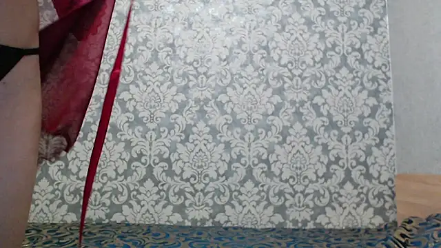 Snapshot of Kate__Loves chatting on 10.11.25 Kate Loves online show from 10.11.25