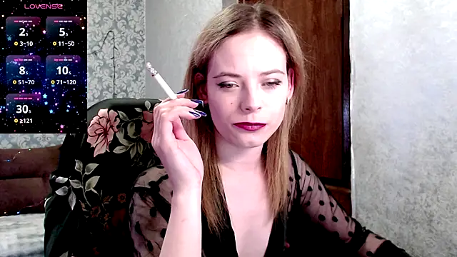 Snapshot of Kate__Loves chatting on 07.06.26 Kate Loves online show from 07.06.26