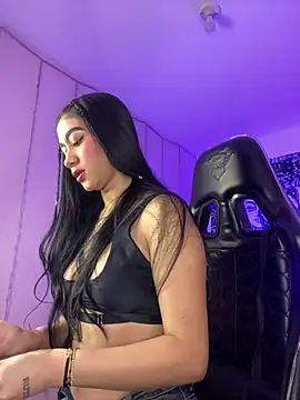 Snapshot of camila1_torres_ chatting on 01.17.26 camila1 torres online show from 01.17.26