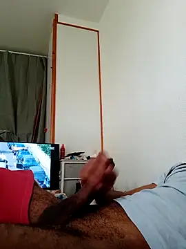 Mikaaa97 online show from 10.25.25