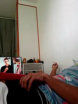 Mikaaa97 online show from 10.27.25