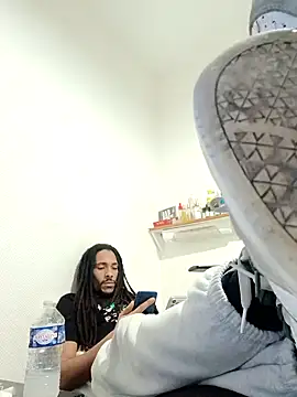 Snapshot of Mikaaa97 chatting on 12.22.25 Mikaaa97 online show from 12.22.25