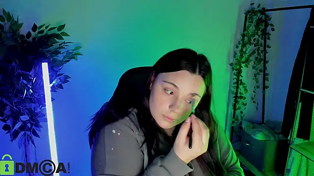 Snapshot of Mia_R0ss chatting on 02.18.26 Mia R0ss online show from 02.18.26