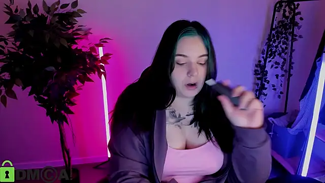 Snapshot of Mia_R0ss chatting on 02.28.26 Mia R0ss online show from 02.28.26