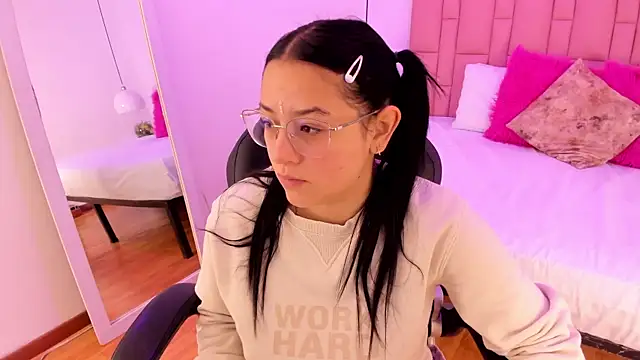 Amy Ferreira online show from 01.07.26