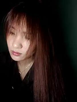 Snapshot of Linksys_nicee chatting on 11.18.25 Linksys nicee online show from 11.18.25