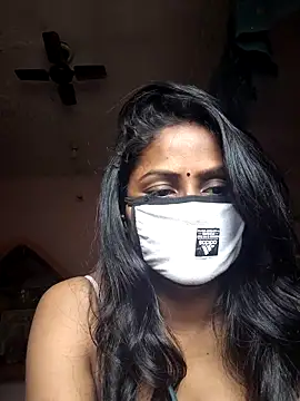 Jasmine Januja online show from 10.29.25