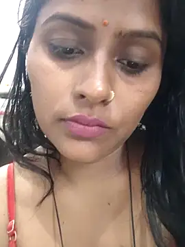 Snapshot of Jasmine_Januja chatting on 05.08.26 Jasmine Januja online show from 05.08.26