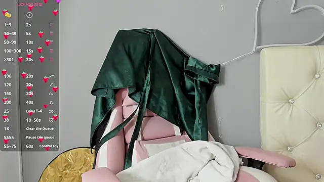 Yuni kim online show from 01.16.26