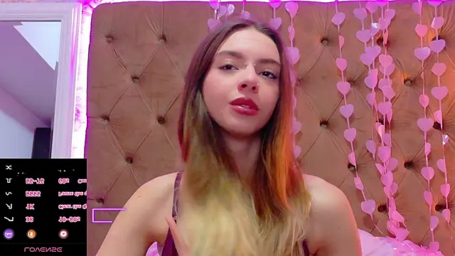 CoraVex online show from 03.10.26