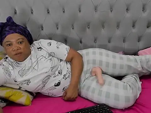 massive booty25 online show from 12.17.25