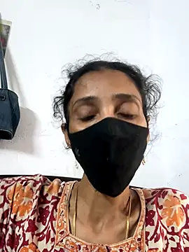 sweetreddy-02 online show from 10.24.25