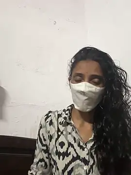 sweetreddy-02 online show from 10.29.25