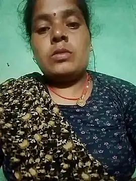 Snapshot of Sona7070 chatting on 09.16.25 Sona7070 online show from 09.16.25